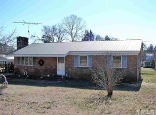 130 Robert Poe Rd, Goldston, NC 27252