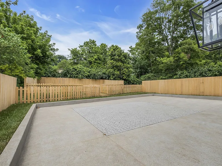 2704 Westwood Ave — Photo 56