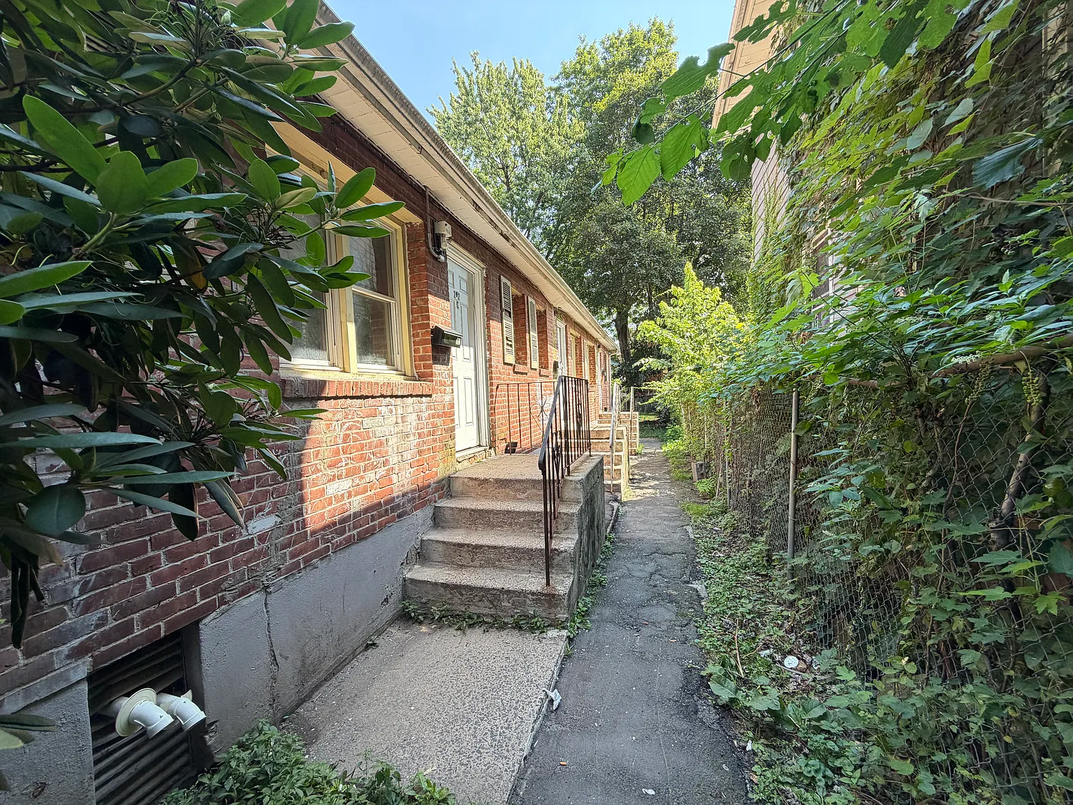1 bed, 600 sqft, $995 — Photo 1