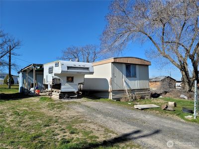 217 S Oak Avenue, Warden, WA, 98857