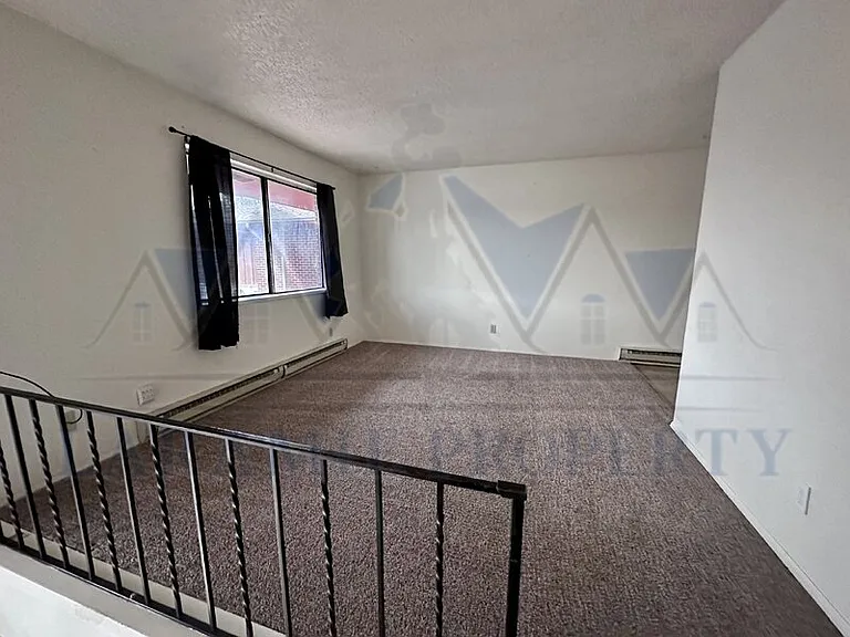 714 Downey St #7 — Photo 3