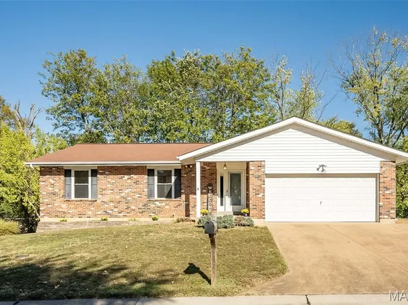 1500 Parkview Ct, Arnold, MO 63010