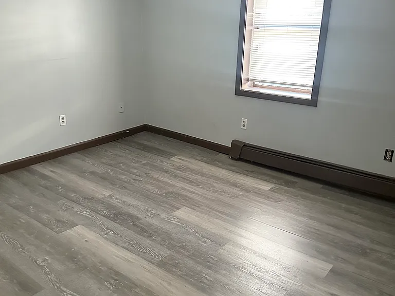 61 School St #61B — Photo 4