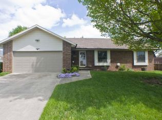 2250 S Suprema Ave, Springfield, MO 65807