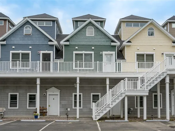 25 Harbor Villas, Alexandria Bay, NY 13607