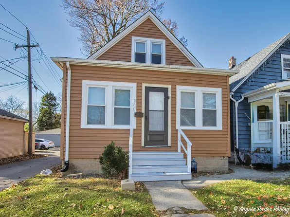 730 S Victory St, Waukegan, IL 60085