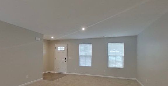 5th image of 203 Portchester Ln