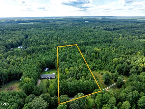 Jordan Ln #88, Henderson, NC 27537