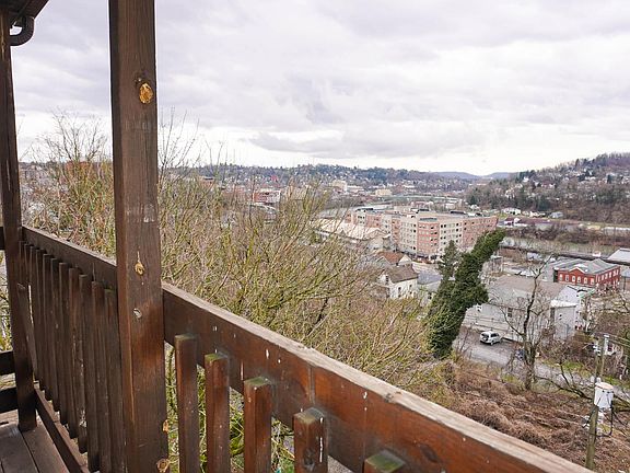 3rd image of 500 Grant Ave #1
