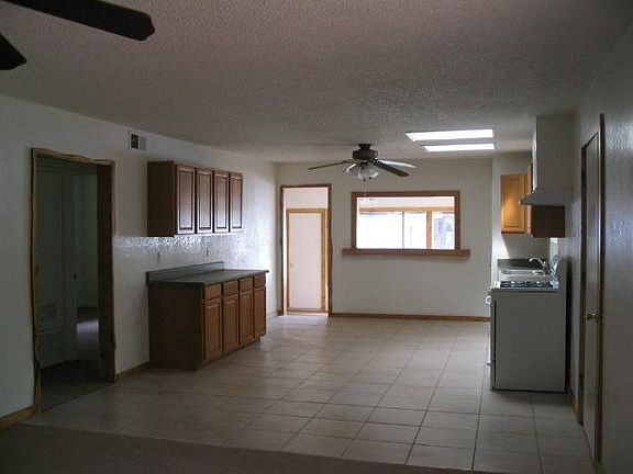 4th image of 6140 W Spruce Drive