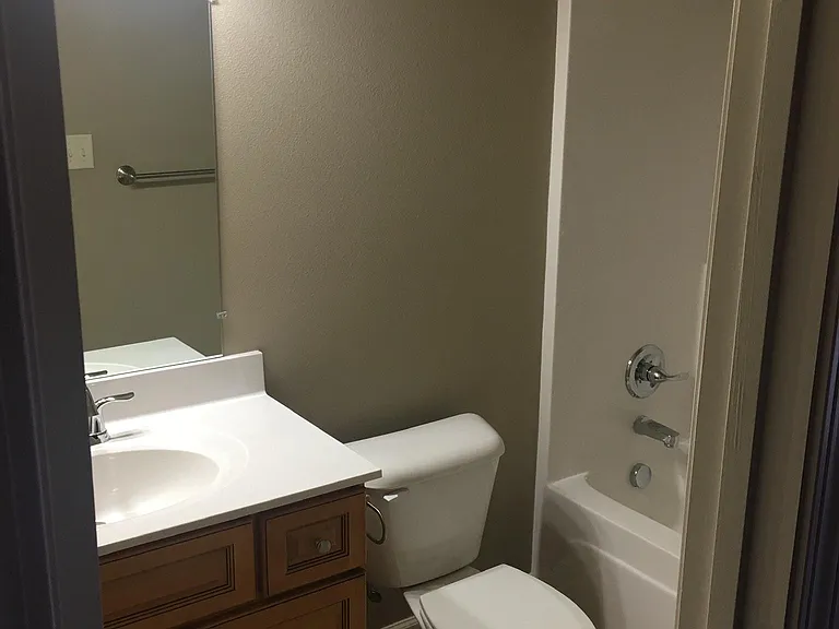 6025 Noble Rd — Photo 14