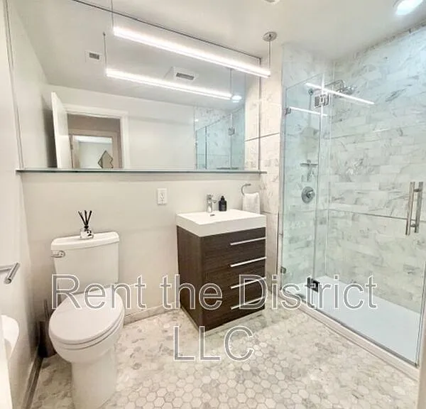 2926 Porter St NW #107 — Photo 11