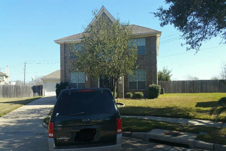 1st image of 16102 Pipers Landing Ct