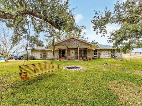 106 Swamp Dr, Bourg, LA 70343