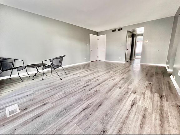 5th image of 643 E 194th St #A