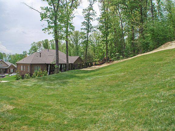 5th image of 627 Elk Falls Ln