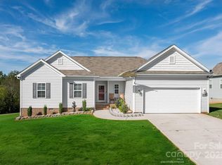 2748 Eagle Dr, Lincolnton, NC 28092