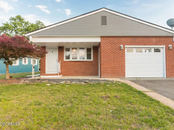 3 Fontana Street, Toms River, NJ 08757