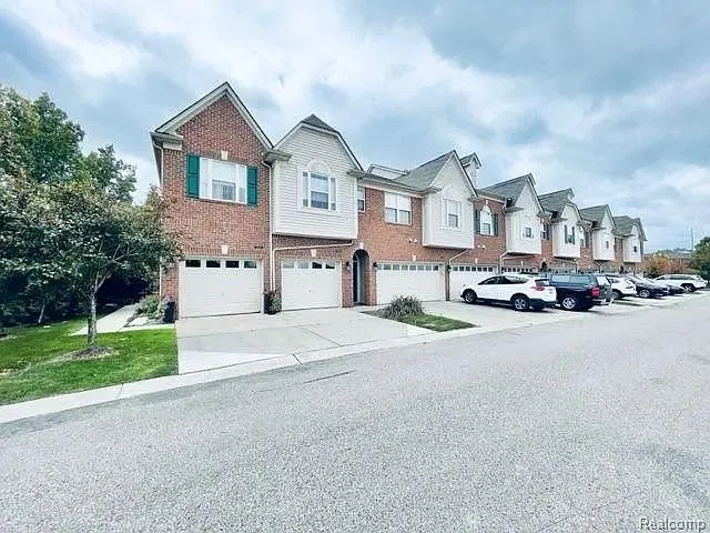 Building Photo - 39688 Rockcrest Ln
