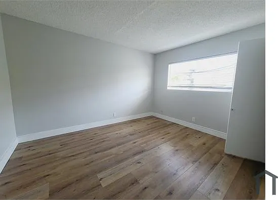 13425 Vanowen St #12A — Photo 6