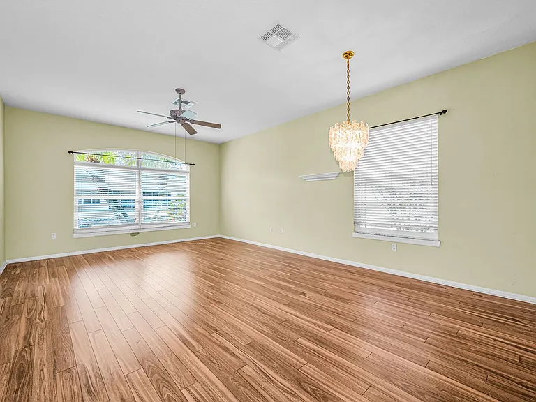 2644 Tottenham Dr — Photo 15