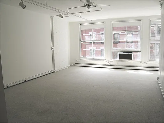 Rented by City Connections Realty | media 12