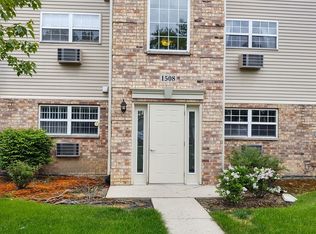 1508 Spring Brook Ct UNIT 1B, Round Lake Beach, IL 60073