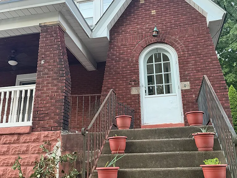 671 Shady Dr E — Photo 22