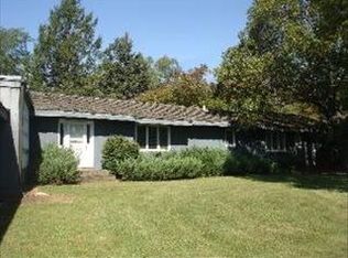 1012 Cherry Valley Rd, Bull Valley, IL 60050