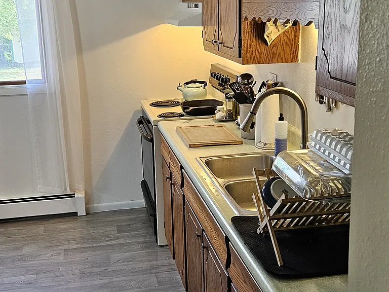 729 Halbert St #3 — Photo 2