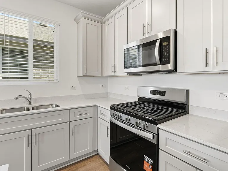 2524 Limerick Dr — Photo 9