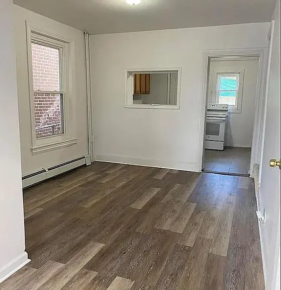 633 Ontario St — Photo 1