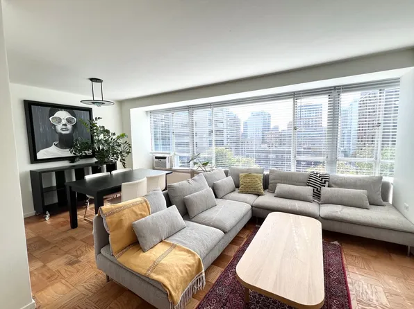 1221 Minor Ave, Seattle, WA