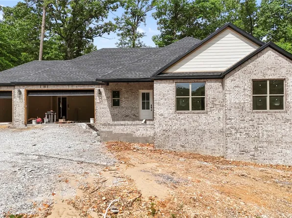 3 March Ln, Bella Vista, AR 72714