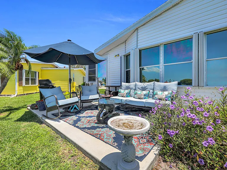 3416 Feriwinkle Ct — Photo 36