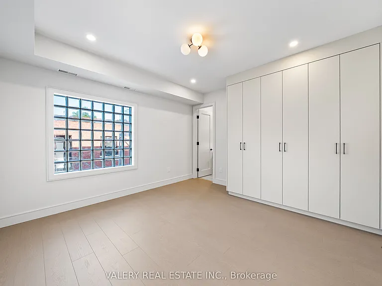 131 Dovercourt Rd #2 — Photo 16