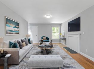122 S Peak Dr #A, Carrboro, NC 27510