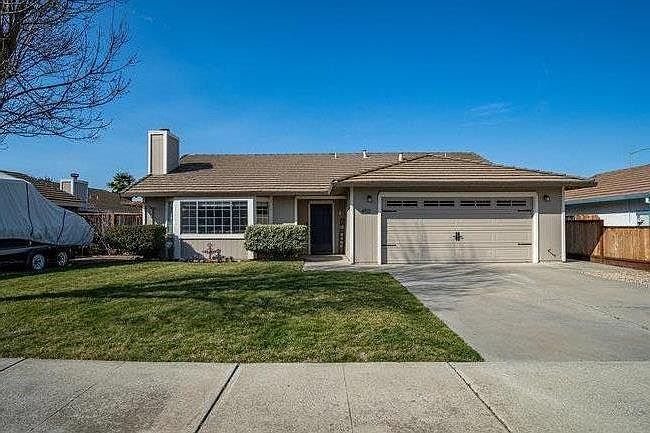 1st image of 450 Clearview Dr