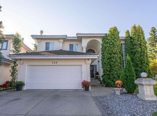 528 Carse Ln NW, Edmonton, AB T6R2L7