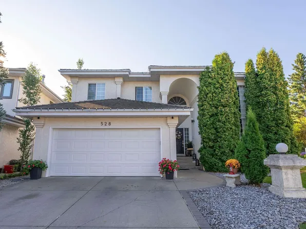 528 Carse Ln NW, Edmonton, AB T6R 2L7