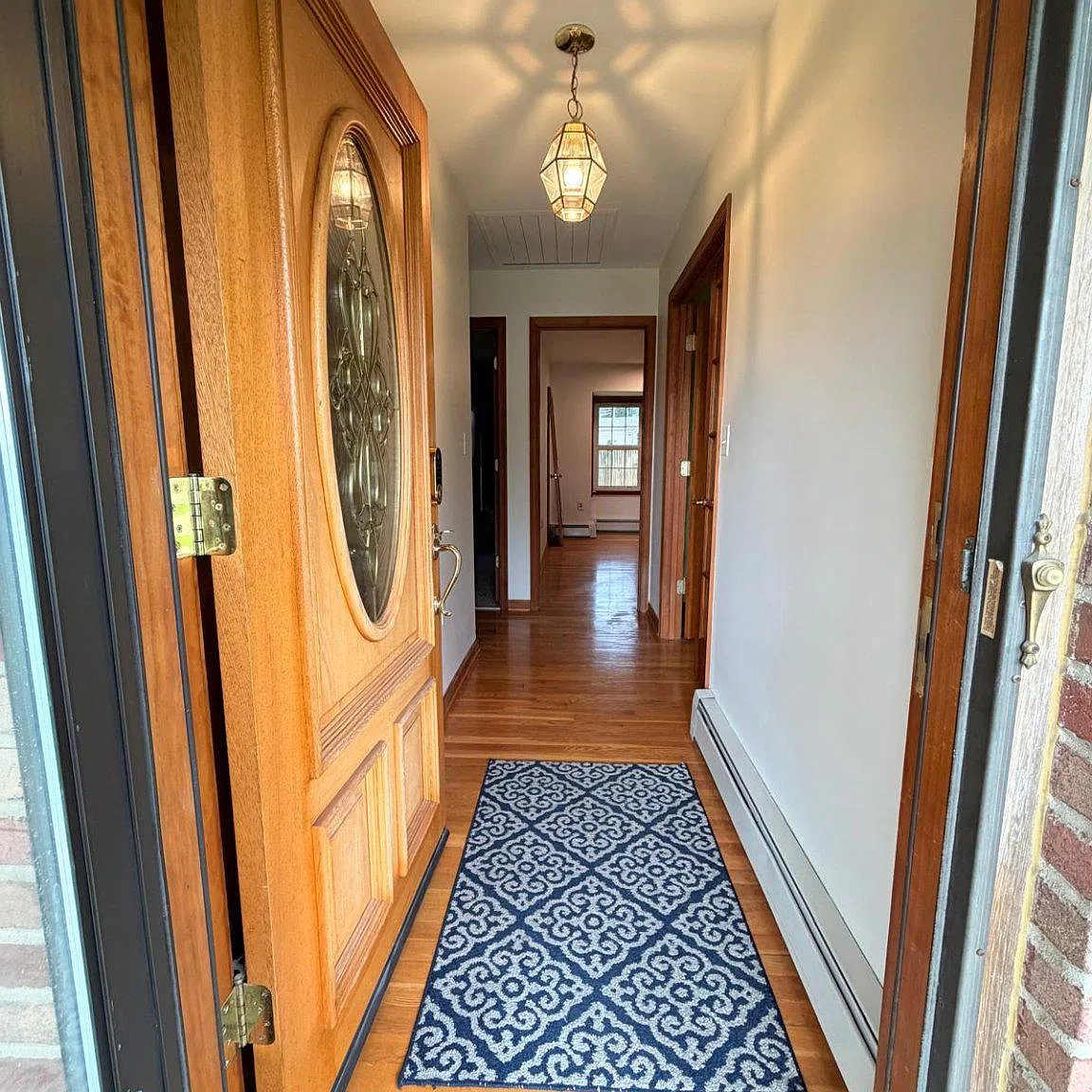 3 bed, 2.0 bath, 1825 sqft, $2,950 — Photo 3