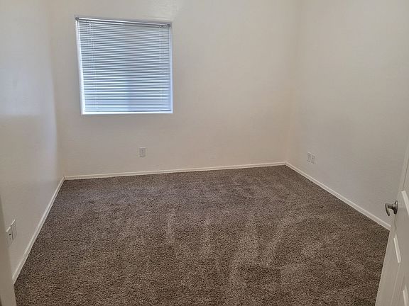 4th image of 501 W Relation St #1-10