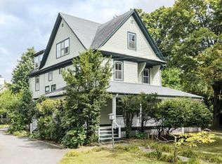 32 Dover Rd, Wellesley, MA 02482