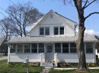 117 Hawthorne Ave, Warwick, RI 02886