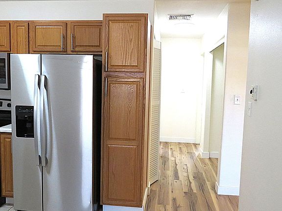 5th image of 499 Coronado Ct Unit C