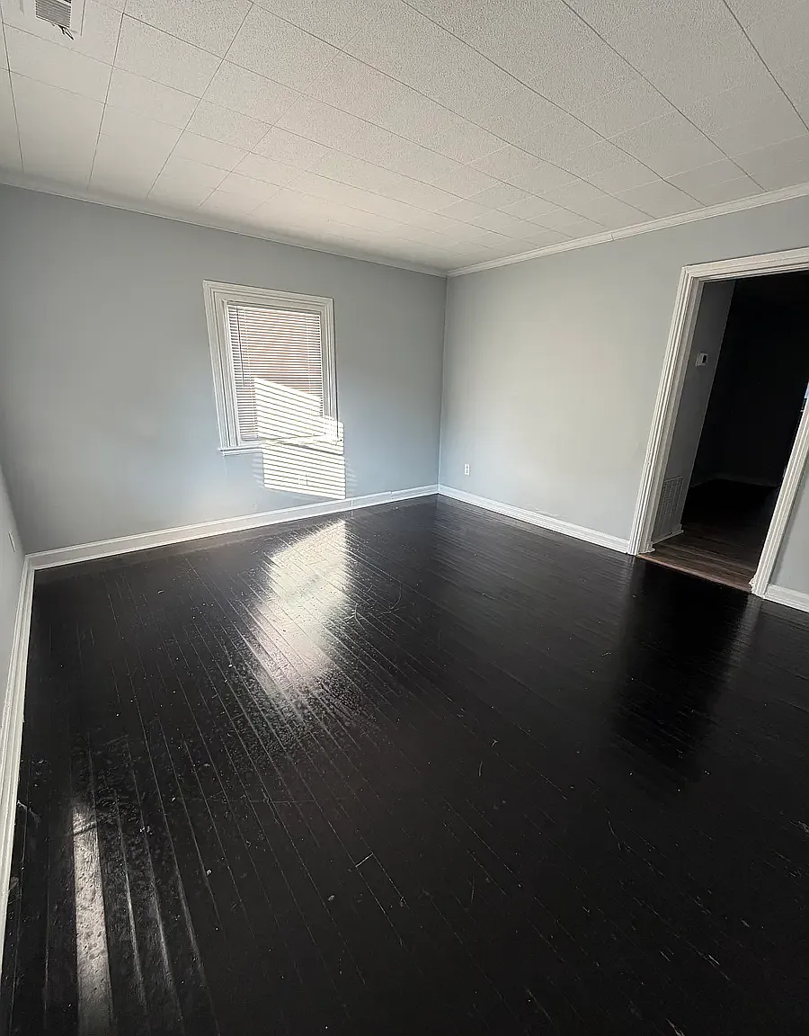 3 bed, 1092 sqft, $1,850 — Photo 3