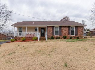 102 Post Oak Rd, Hendersonville, TN 37075
