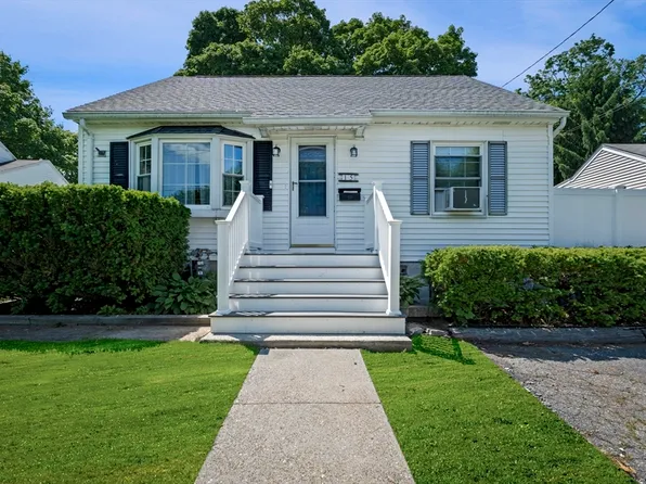 15 Fulton St, Methuen, MA 01844