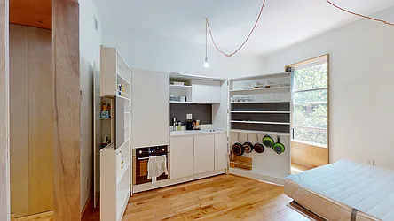 Rented by Bond New York