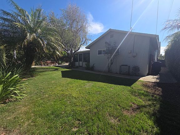 5th image of 411 S Brent St